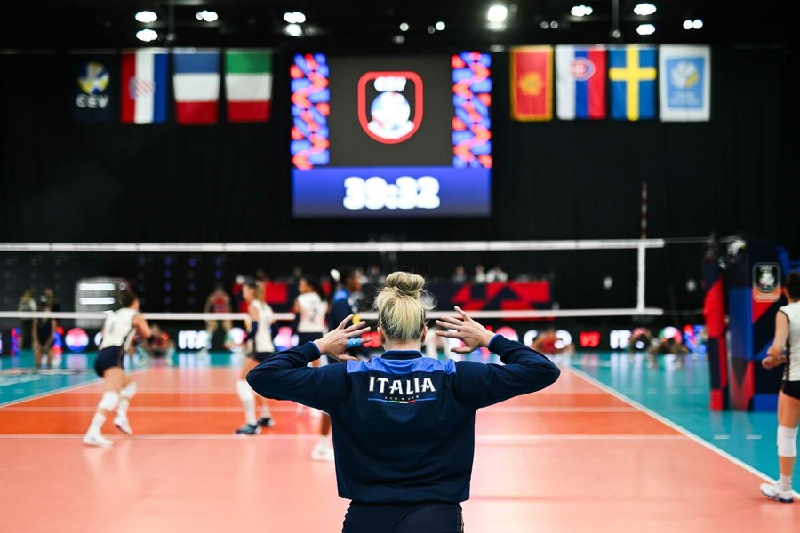 Europei Femminili: Italia tra esperienza e ricambio, le Azzurre hanno 26,59 anni di media Europei Femminili: Italia tra esperienza e ricambio, le Azzurre hanno 26,59 anni di media