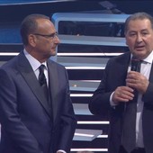Carlo Conti e De Giorgi sul palco dell'Ariston Carlo Conti e De Giorgi sul palco dell'Ariston