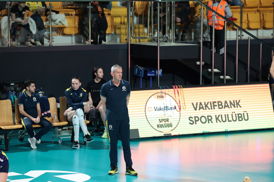 Fenerbahce: Ko in gara1 di semifinale, esonerato Fenoglio e l'intero staff italiano...