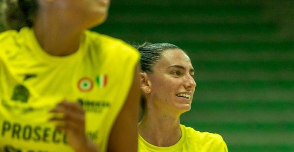 Raphaela Folie