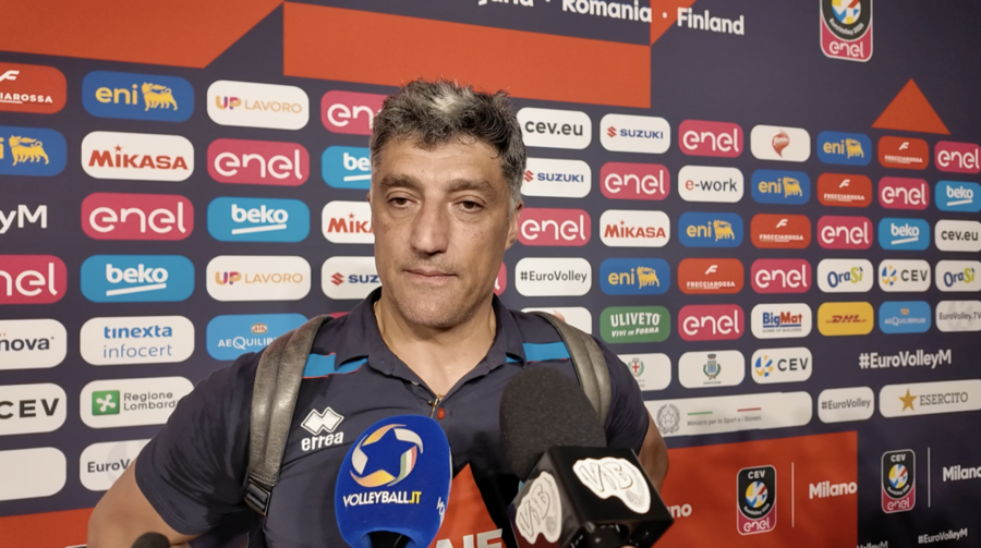 Eurovolley: Giani porta la Francia in finale. "Questa squadra non ha vinto ancora nulla. Stiamo costruendo" Eurovolley: Giani porta la Francia in finale. "Questa squadra non ha vinto ancora nulla. Stiamo costruendo"
