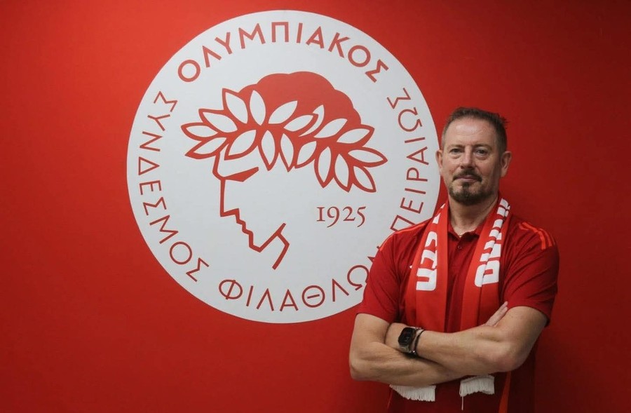 Giuliani riabbraccia l'Olympiacos