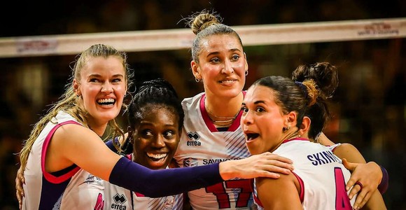 Mondiale per Club: Scandicci supera l'Osasco 3-0 e vola in semifinale Mondiale per Club: Scandicci supera l'Osasco 3-0 e vola in semifinale