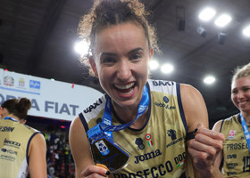 Supercoppa Fiat, Gabi: "Orgogliosa della squadra, abbiamo lottato tanto" Supercoppa Fiat, Gabi: "Orgogliosa della squadra, abbiamo lottato tanto"
