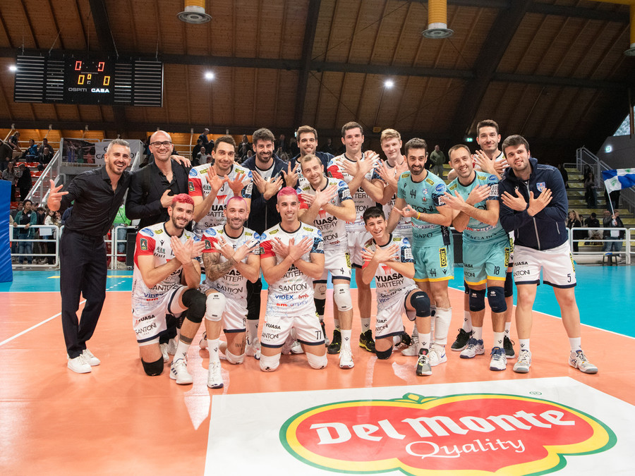 Del Monte Coppa Italia A2: Andata dei Quarti. Due blitz esterni