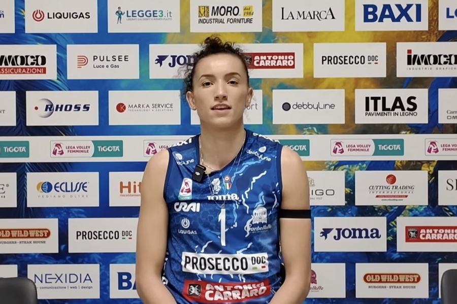 Gabi in conferenza stampa