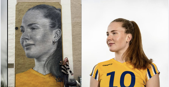 Haak visita il suo murales.... e l'immagine ispiratrice