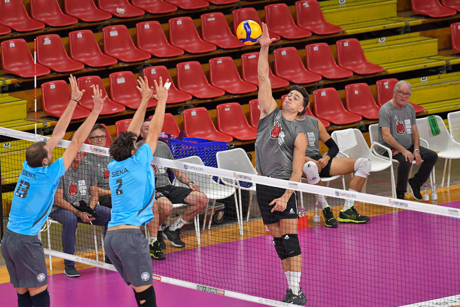 Amichevole: Perugia-Siena 3-1. 19 punti di Held, 17 di Ben Tara