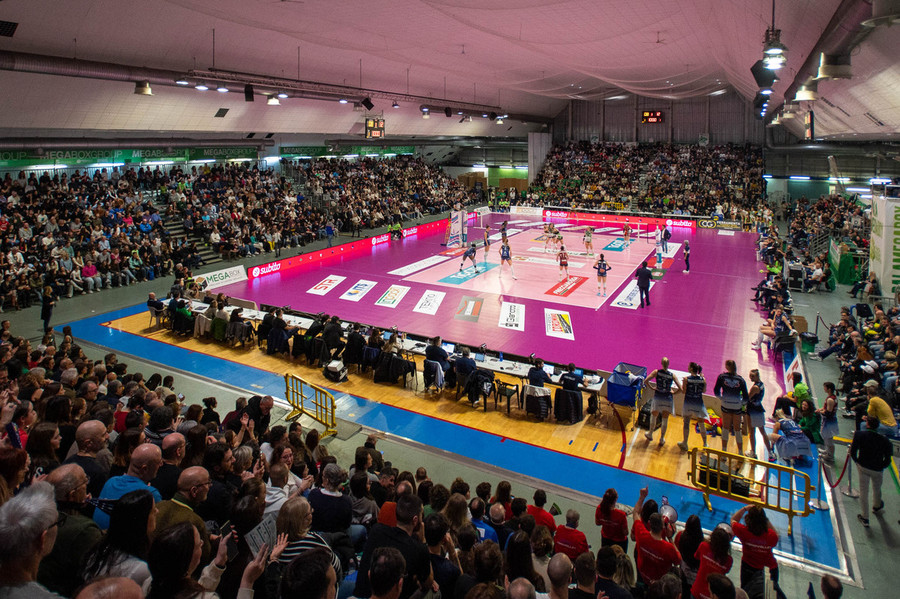 Il palaMegabox gremino nei big match di regular season