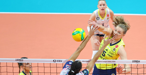 Polonia: Agnieszka Korneluk annuncia il ritiro, si chiude la carriera della centrale del Fenerbahçe