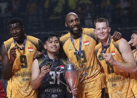 Asiatico: Simon, Keita e Mozic trascinano Jakarta al titolo asiatico qualificandola per il Mondiale dove però non ci saranno... Asiatico: Simon, Keita e Mozic trascinano Jakarta al titolo asiatico qualificandola per il Mondiale dove però non ci saranno...