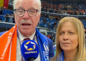 Il presidente di Allianz Powervolley Milano Lucio Fusaro con Monica Esposito Responsabile Eventi Istituzionali e Sponsorizzazioni di Allianz