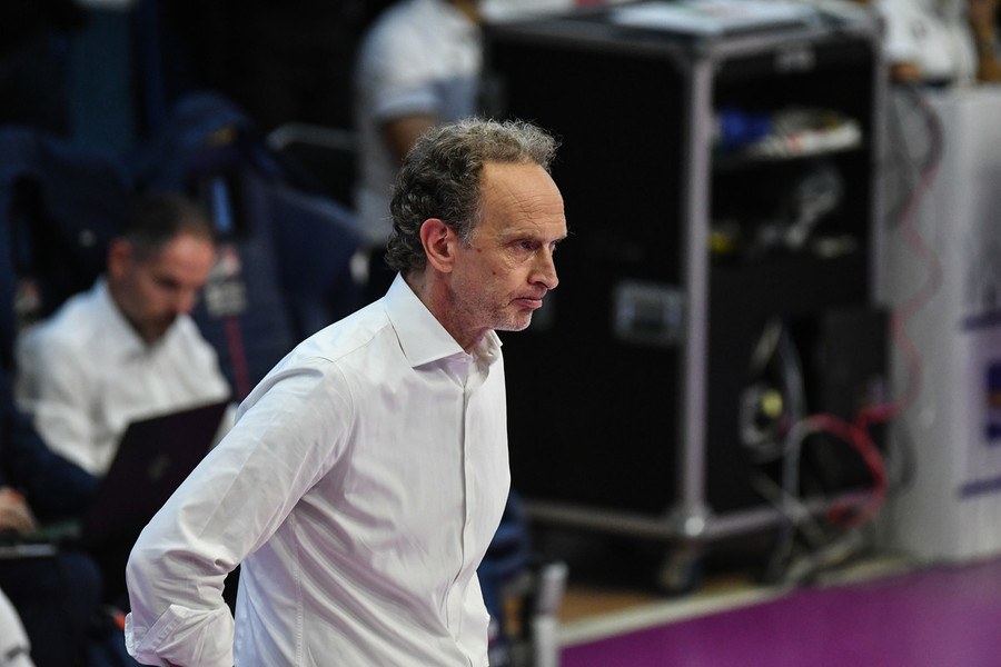 Bernardi va o resta? Il club punta su Barbolini? Bernardi va o resta? Il club punta su Barbolini?