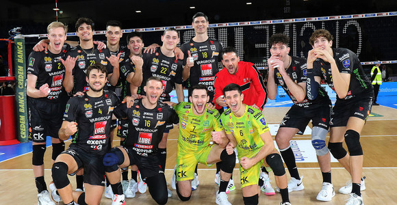 Superlega Credem Banca: Gargiulo decisivo ai vantaggi, Civitanova piega Padova 3-0 Superlega Credem Banca: Gargiulo decisivo ai vantaggi, Civitanova piega Padova 3-0