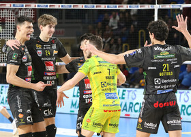 Superlega Credem Banca: La Lube bella in casa, brutta in trasferta...  Oggi in campo a Modena