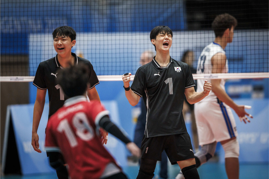 Woo-Jin Lee