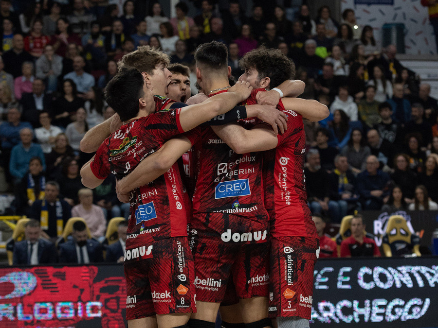 Superlega: Lube, mai mollare. 3-0 a Verona