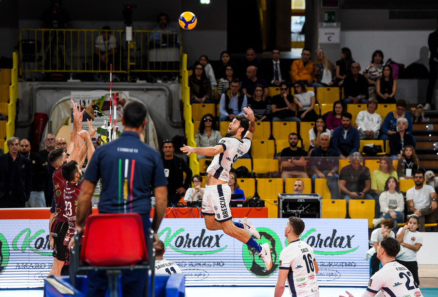 Lucconi (Brescia) top scorer con 31 punti Lucconi (Brescia) top scorer con 31 punti