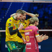 Champions League: L'Aluron CMC Warta Zawiercie vola in finale. 3-1 allo Ziraat Bank Ankara