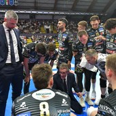 Perugia: Lorenzetti, “Sconfitta che serve, continuiamo a lavorare con equilibrio” Perugia: Lorenzetti, “Sconfitta che serve, continuiamo a lavorare con equilibrio”