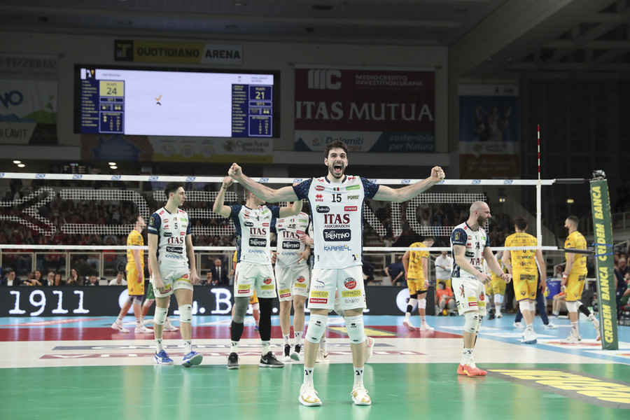Superlega: Trento fa un sol boccone di Modena. E' già semifinale