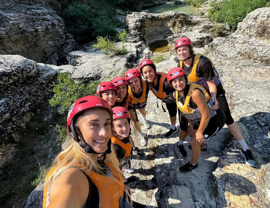 Vallefoglia: Bici e compagne al lavoro tra canoa e palestra