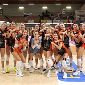 A1 Tigotà: Macerata al tie break ferma Bergamo. Decortes: "Una vera battaglia" A1 Tigotà: Macerata al tie break ferma Bergamo. Decortes: "Una vera battaglia"