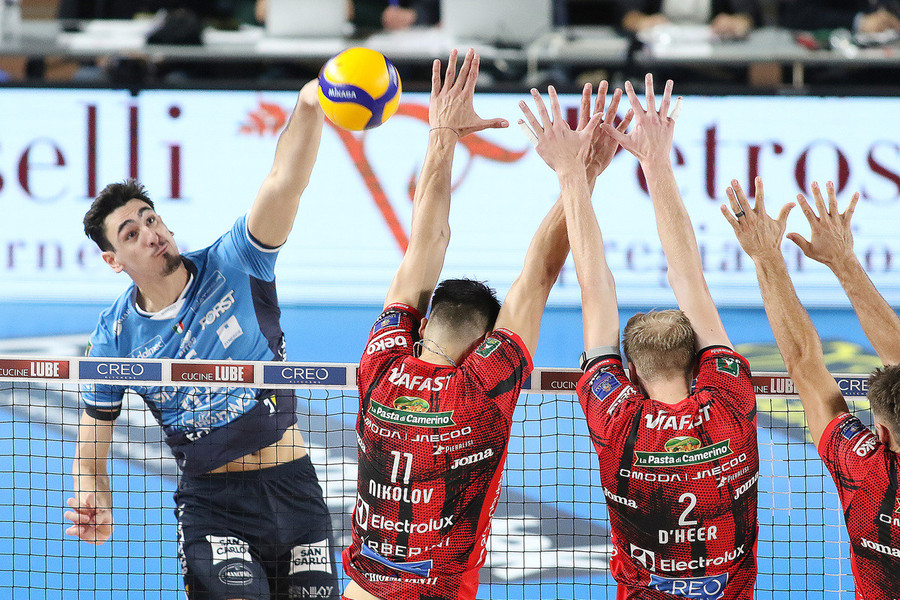 Superlega Credem Banca: Trento-Civitanova, Flavio "Difendiamo il primato" e D’Heer "Vogliamo iniziare il 2026 con un’impresa" Superlega Credem Banca: Trento-Civitanova, Flavio "Difendiamo il primato" e D’Heer "Vogliamo iniziare il 2026 con un’impresa"
