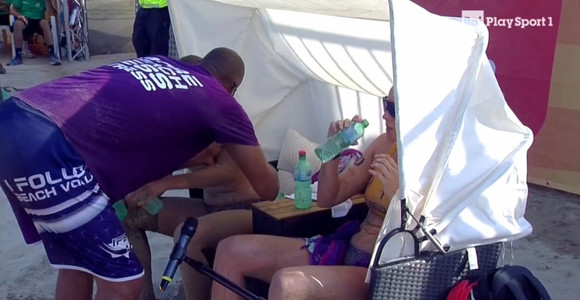 Beach Volley, caso Martins a Montesilvano: la FIPAV condanna il comportamento del tecnico - VIDEO Beach Volley, caso Martins a Montesilvano: la FIPAV condanna il comportamento del tecnico - VIDEO