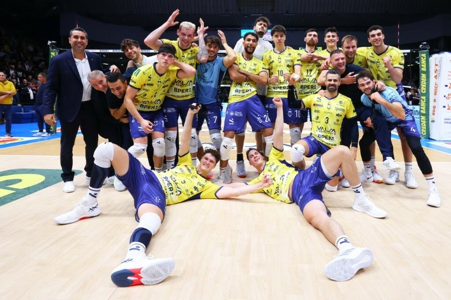 Festa Modena per la prima vittoria stagionale Festa Modena per la prima vittoria stagionale