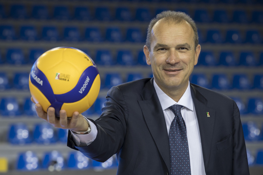 Lega Pallavolo: Massimo Righi, "Dopo 25 anni, lascio la gestione operativa. La Lega Pallavolo guarda al futuro con energia e innovazione" Lega Pallavolo: Massimo Righi, "Dopo 25 anni, lascio la gestione operativa. La Lega Pallavolo guarda al futuro con energia e innovazione"