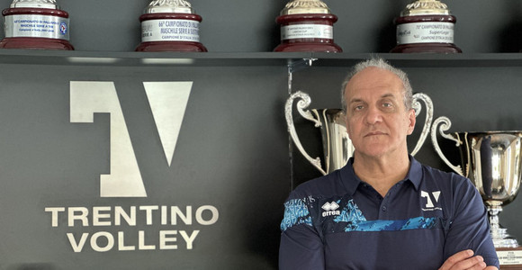 Marcelo Mendez nella sala dei trofei di Trentino Volley