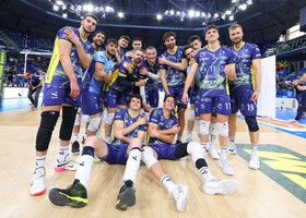 Play Off Challenge: Modena va in finale, Milano archivia un'epoca
