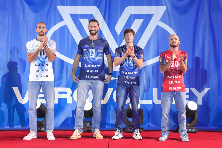 Monza: Bagno di folla per la presentazione del Vero Volley