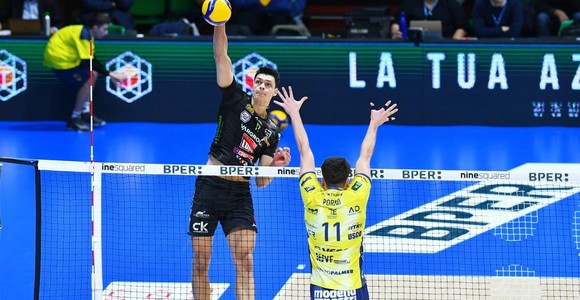 Nikolov, cartellino rosso a Modena... Salta la sfida con Milano Nikolov, cartellino rosso a Modena... Salta la sfida con Milano