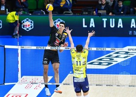 Nikolov, cartellino rosso a Modena... Salta la sfida con Milano Nikolov, cartellino rosso a Modena... Salta la sfida con Milano