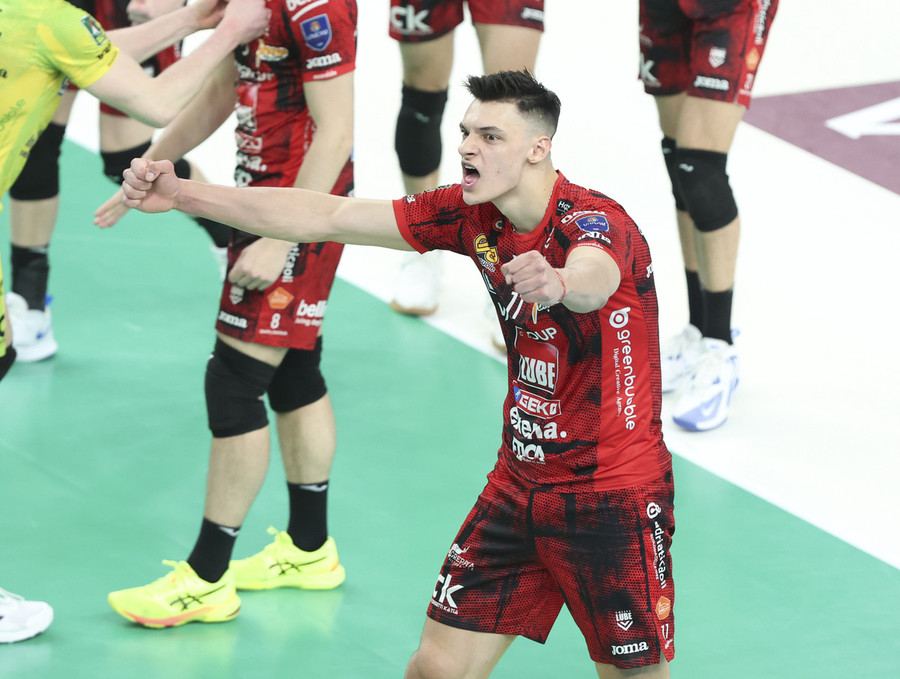 Superlega Credem Banca: Al via le Semifinali Scudetto, quattro squadre per il titolo Superlega Credem Banca: Al via le Semifinali Scudetto, quattro squadre per il titolo
