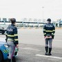 Pallavolista del Mali senza patente sanzionato, l’amico alla guida fugge all’alt