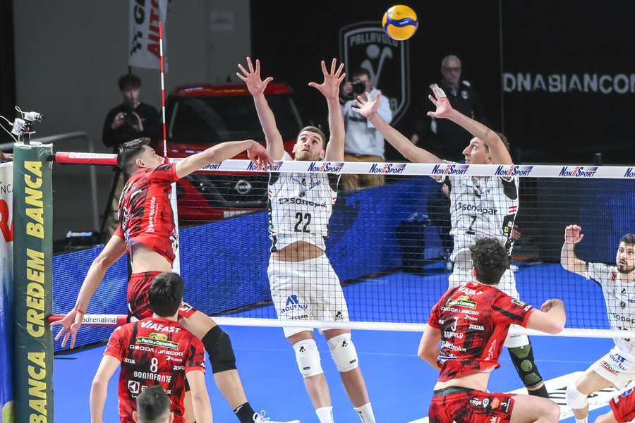 Superlega Credem Banca: I tabellini della 7ª giornata di andata Regular Season. Nikolov (Civitanova) top scorer