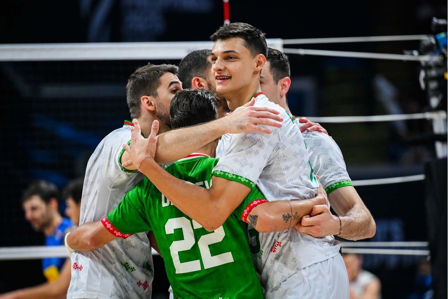 Nikolov, 23 anni. 55% in attacco nelle 4 gare giocate nel Mondiale, 22,5 punti a partita di media, 90 in totale Nikolov, 23 anni. 55% in attacco nelle 4 gare giocate nel Mondiale, 22,5 punti a partita di media, 90 in totale