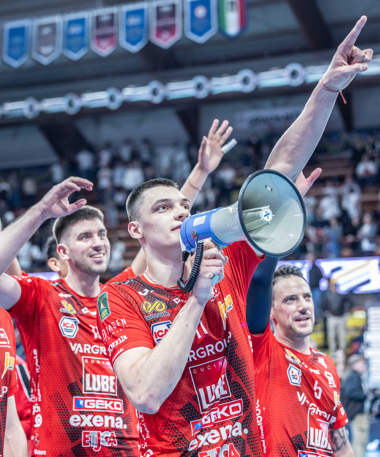Civitanova: Nikolov, &quot;Tutto cuore, ora la Lube non ha più limiti&quot;