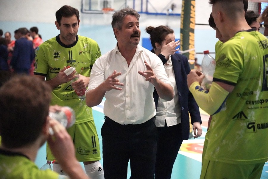 Coach Serafini guida la Negrini CTE Acqui Terme contro la Personal Time San Donà di Piave, scontro diretto per l'ultimo posto play off Coach Serafini guida la Negrini CTE Acqui Terme contro la Personal Time San Donà di Piave, scontro diretto per l'ultimo posto play off