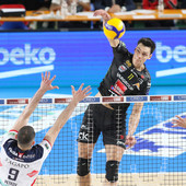 Nikolov 30 punti