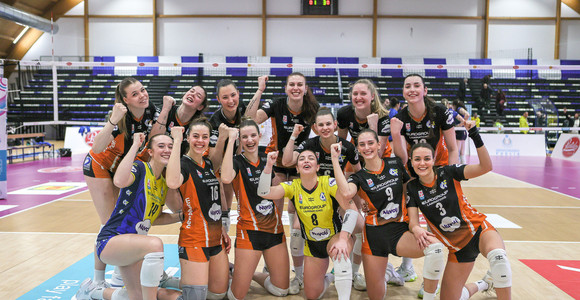 Nuvoli in semifinale