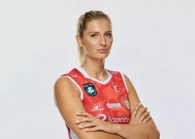 Anna Nicoletti Anna Nicoletti