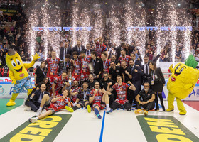 Del Monte Supercoppa: Perugia la coppa è tua. Settima meraviglia  3-1 al Verona