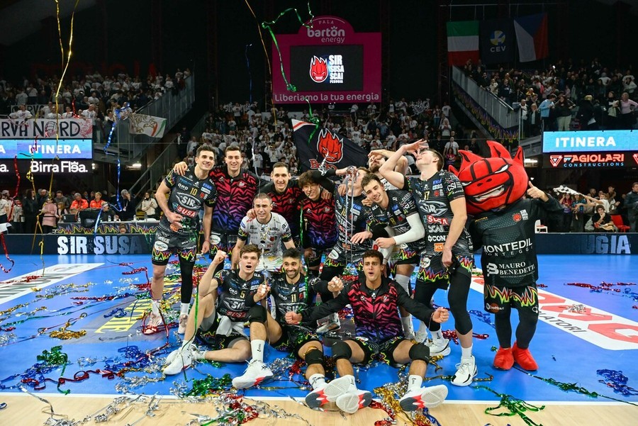 Superlega Credem Banca: Perugia batte Modena 3-1 e resta sola in vetta