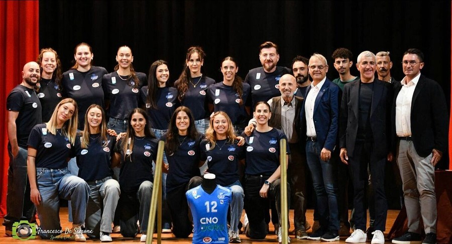 Marsala: La città abbraccia la Sigel Seap al Teatro Sollima
