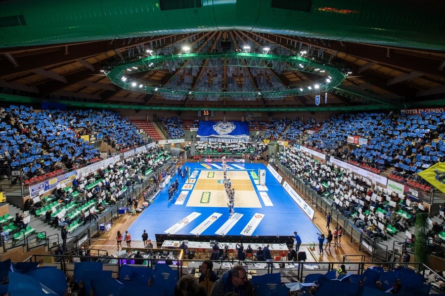 Time Out SuperLega torna in diretta: stasera  alle 21 analisi, ospiti e grandi sfide della 8ª giornata