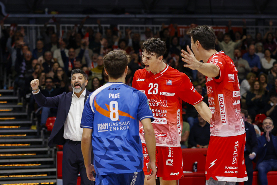 Superlega Credem Banca: "Dobbiamo crescere anche dal punto di vista emotivo"... Soli guida Verona nel big match di Piacenza